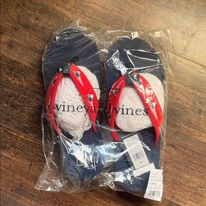 NWT Vineyard Vines Men's NEW ENGLAND PATRIOTS Flip Flops